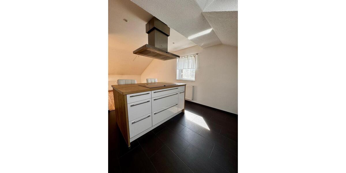 Dachgeschoßwohnung Bechhofen - 3 Zimmer, 75 m&sup2;, 650&euro; | Angebot:26261582