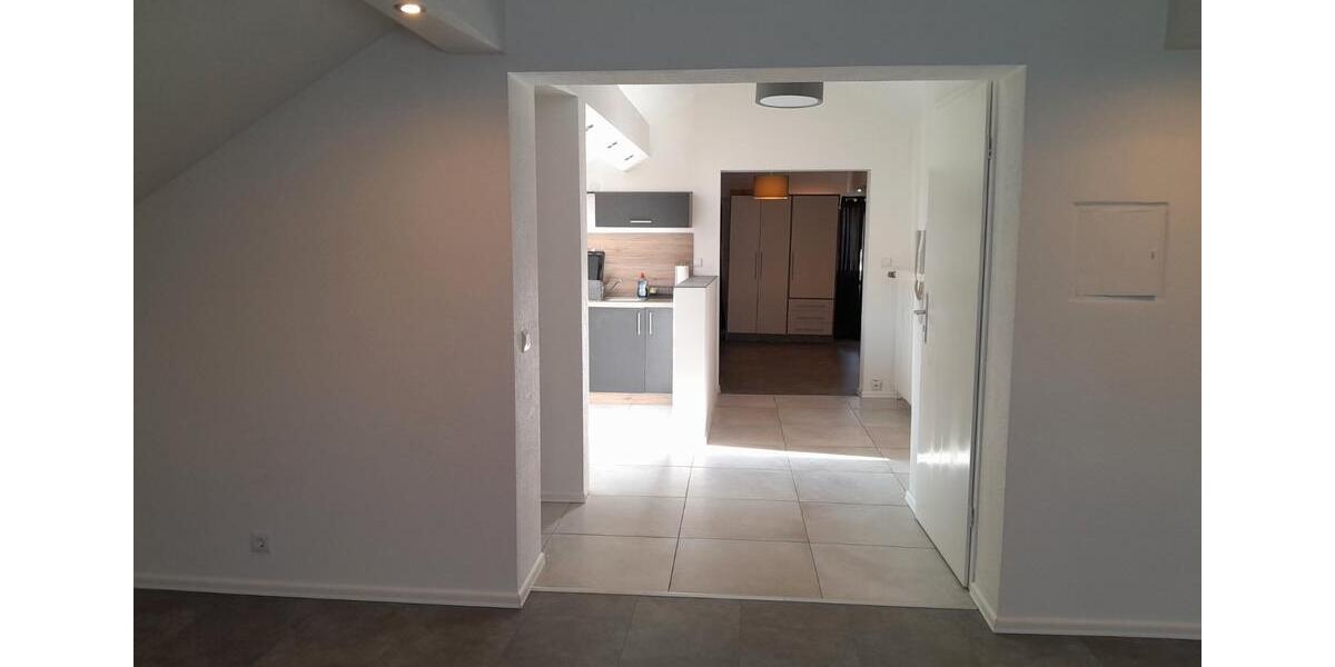 Dachgeschoßwohnung Steinwenden - 2 Zimmer, 65 m&sup2;, 650&euro; | Angebot:26024380