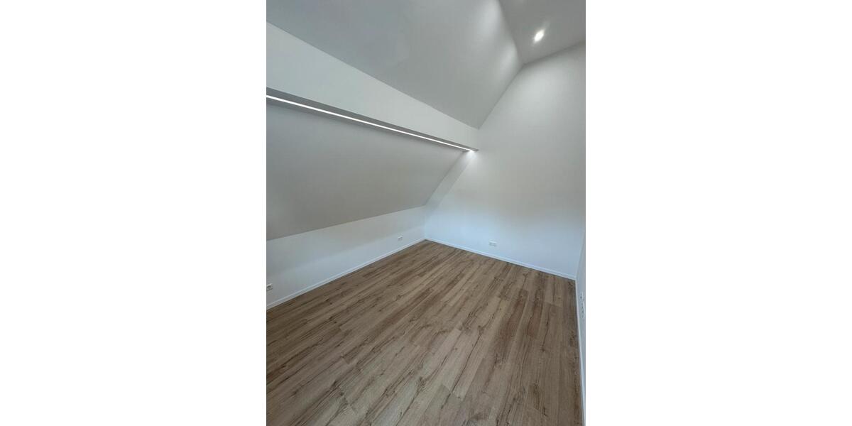 Einfamilienhaus Waldmohr - 4 Zimmer, 110 m&sup2;, 395.000&euro; | Angebot:25894723