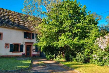 Haus Saarbrücken - 6 Zimmer, 131 m&sup2;, 290.000&euro; | Angebot:27102524