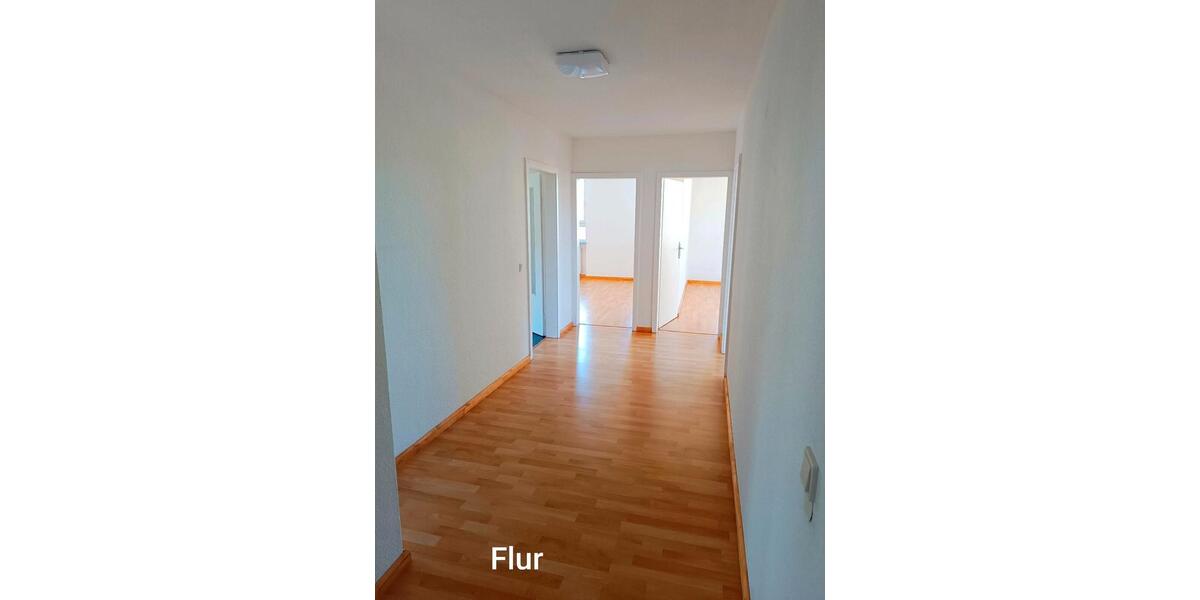 Etagenwohnung Marpingen - 3 Zimmer, 82 m&sup2;, 750&euro; | Angebot:25943075