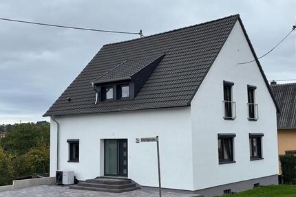Haus Merchweiler - 6 Zimmer, 135 m&sup2;, 405.000&euro; | Angebot:27529082