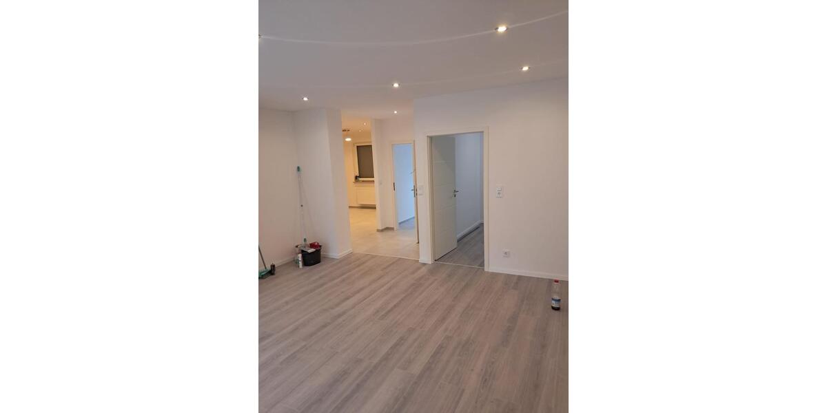 Erdgeschoßwohnung Sulzbach (Saar) - 3 Zimmer, 97 m&sup2;, 800&euro; | Angebot:25783205