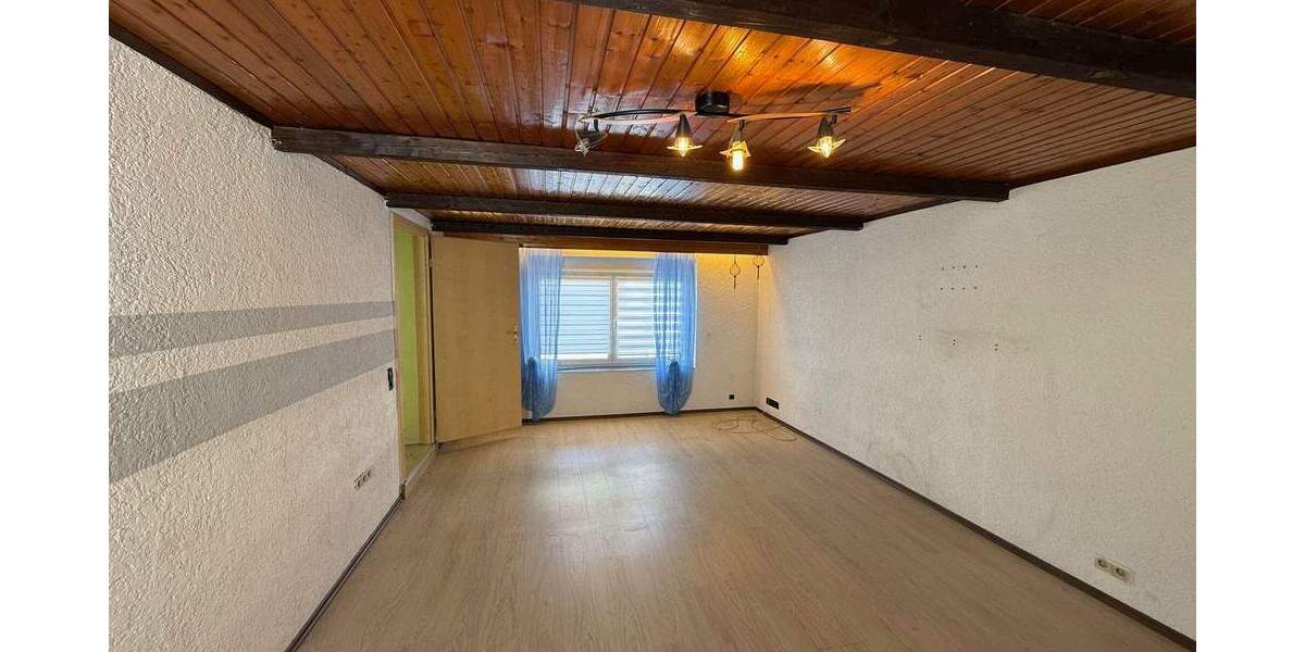 Einfamilienhaus Erzenhausen - 5 Zimmer, 125 m&sup2;, 189.000&euro; | Angebot:25689463