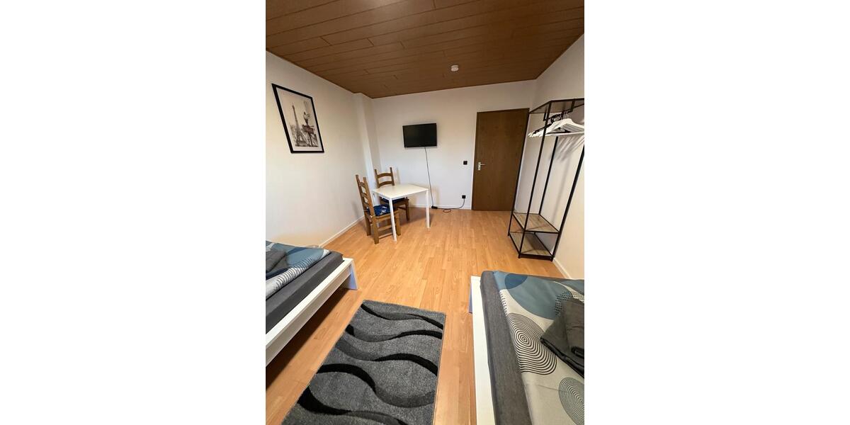 Etagenwohnung Friedrichsthal - 4 Zimmer, 95 m&sup2;, 15&euro; | Angebot:25307888