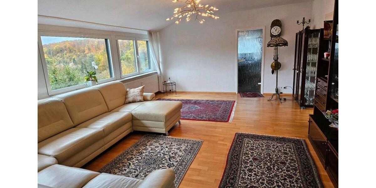 Dachgeschoßwohnung Saarbrücken Brebach-Fechingen - 4 Zimmer, 86 m&sup2;, 229.000&euro; | Angebot:27178866