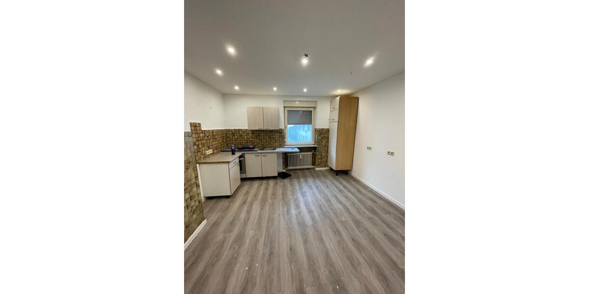 Mehrfamilienhaus, Wohnhaus Pirmasens - 6 Zimmer, 198 m&sup2;, 198.000&euro; | Angebot:26131157