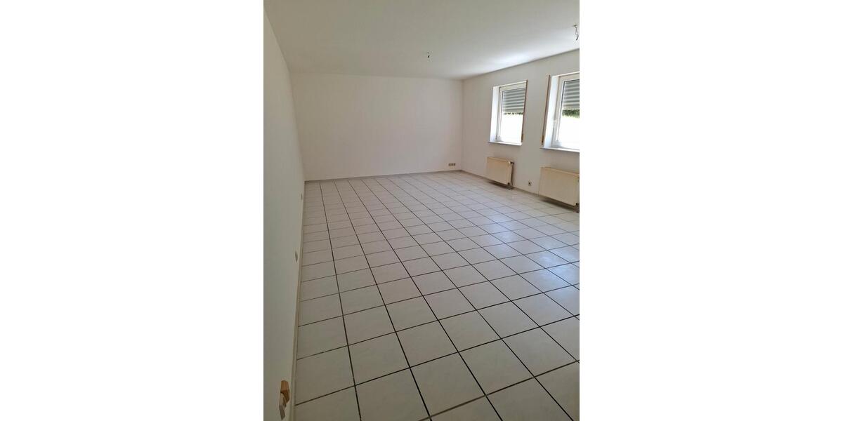 Etagenwohnung Bexbach - 3 Zimmer, 70 m&sup2;, 590&euro; | Angebot:26447485