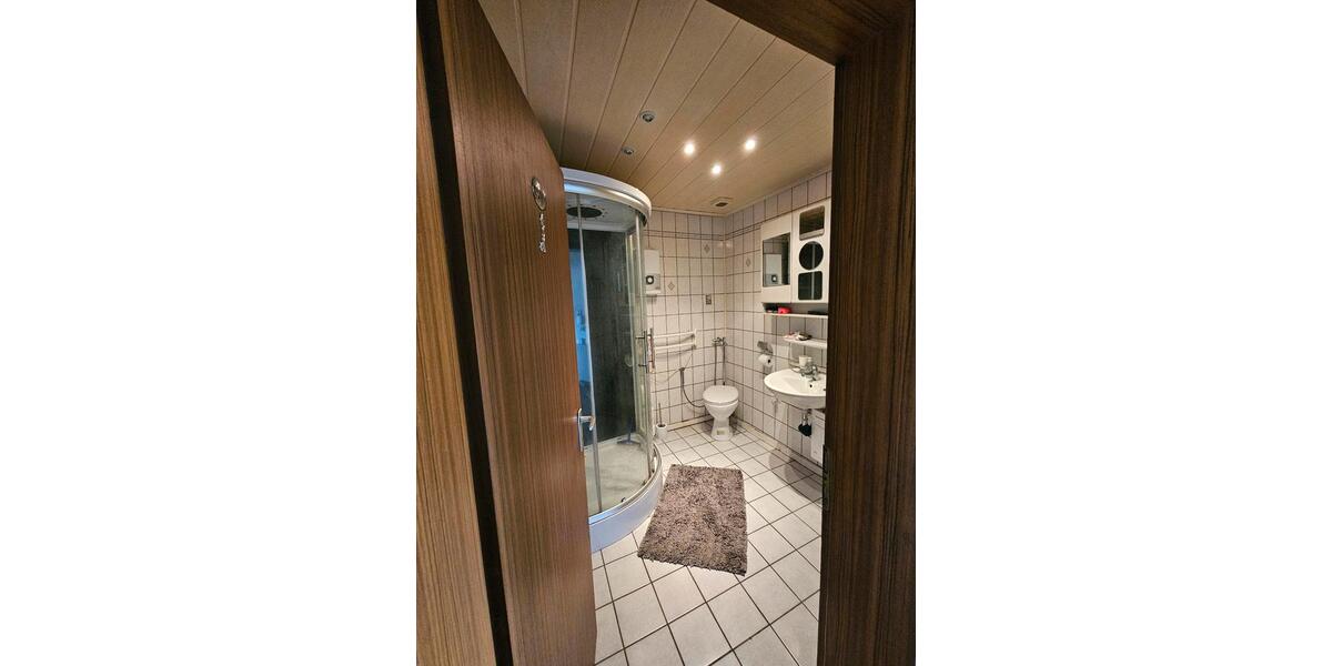 Einfamilienhaus Saarbrücken Dudweiler - 7 Zimmer, 170 m&sup2;, 330.000&euro; | Angebot:23726722