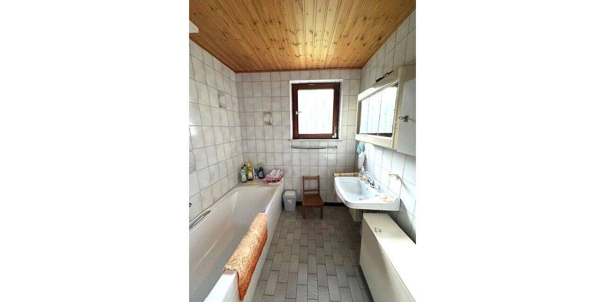 Einfamilienhaus Theisbergstegen Godelhausen - 9 Zimmer, 204 m&sup2;, 259.000&euro; | Angebot:26036902