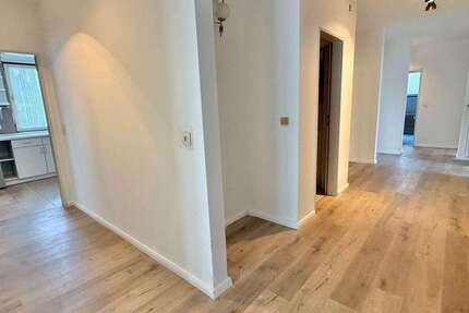 Wohnung Homburg - 5 Zimmer, 140 m&sup2;, 329.000&euro; | Angebot:26536209
