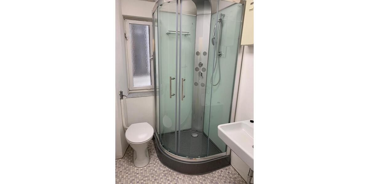 Etagenwohnung Saarbrücken - 1 Zimmer, 58 m&sup2;, 700&euro; | Angebot:25864937