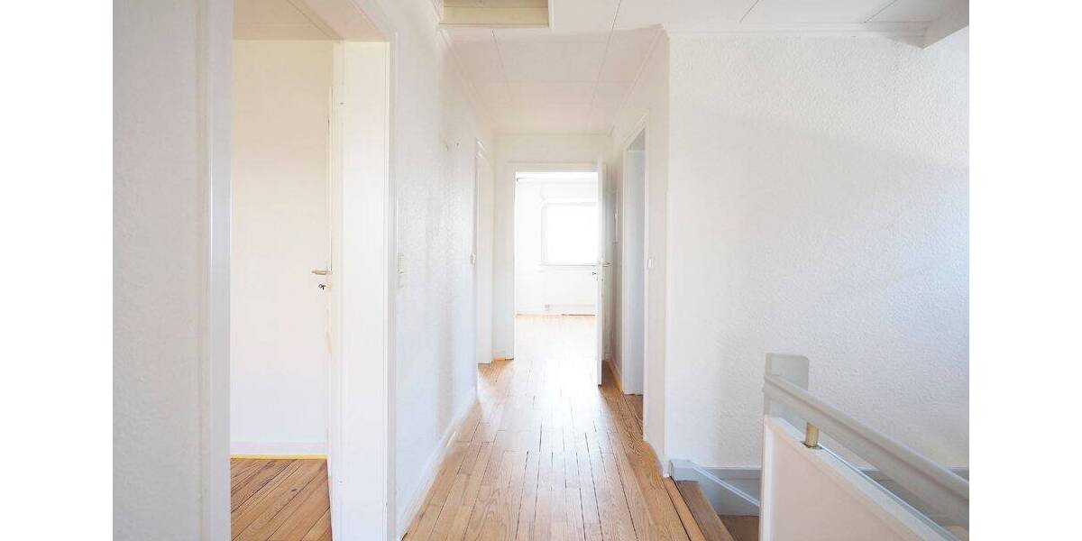 Einfamilienhaus Heusweiler Holz - 6 Zimmer, 1.350&euro; | Angebot:25928510
