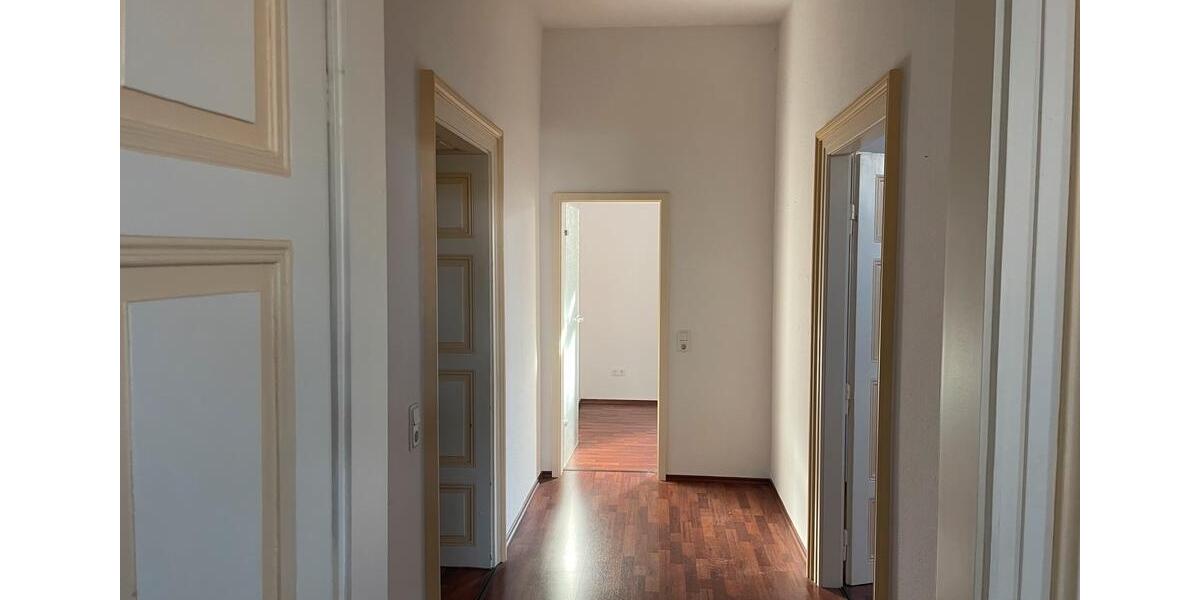 Etagenwohnung Sankt Wendel - 7 Zimmer, 134 m&sup2;, 1.200&euro; | Angebot:25224735