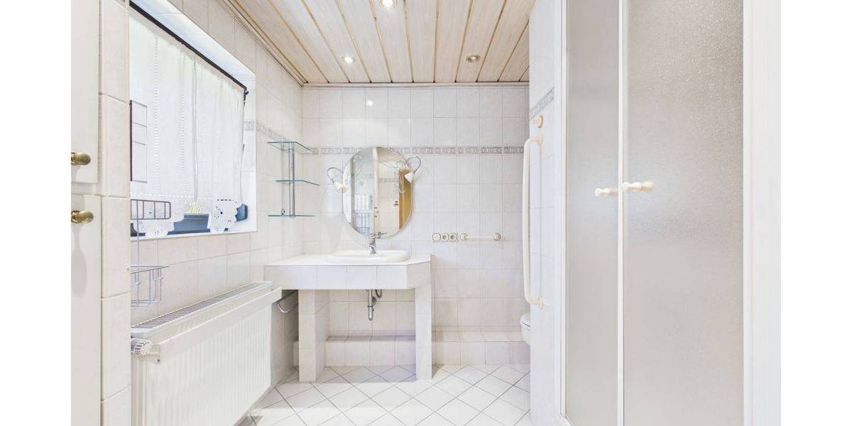 Einfamilienhaus Quierschied / Fischbach Fischbach - 6 Zimmer, 90 m&sup2;, 160.000&euro; | Angebot:26903086