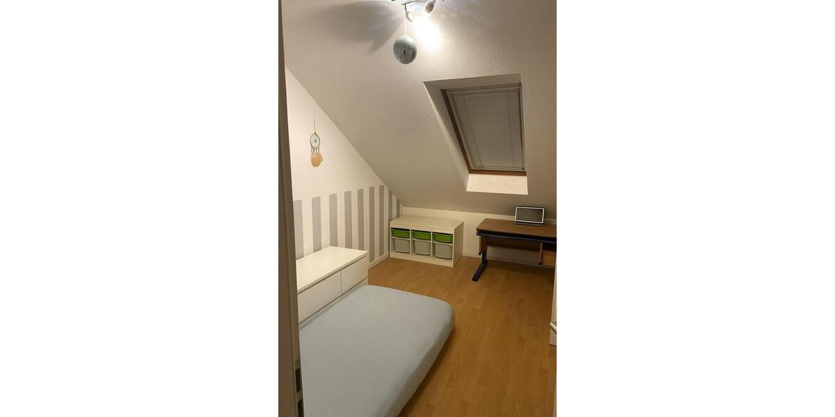 Dachgeschoßwohnung Saarbrücken St. Arnual - 3 Zimmer, 69 m&sup2;, 769&euro; | Angebot:26649519