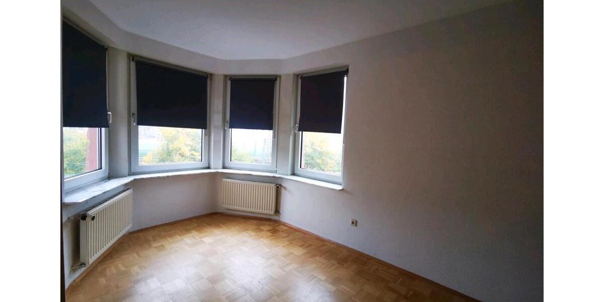 Etagenwohnung Saarbrücken Eschberg - 4 Zimmer, 100 m&sup2;, 900&euro; | Angebot:25177222