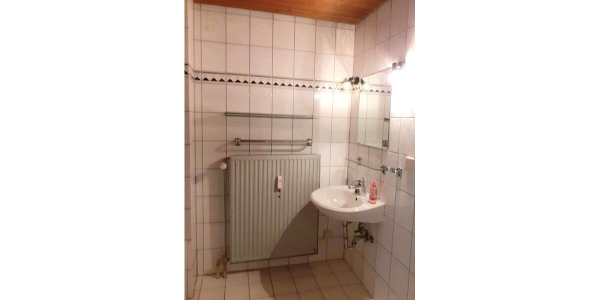 Etagenwohnung Saarbrücken St. Arnual - 2.5 Zimmer, 65 m&sup2;, 185.000&euro; | Angebot:27299017