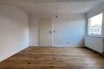 Sanierte 2-Zimmer-Dachgeschosswohnung mit neuem Bad in Ensheim - Dachgeschoßwohnung Saarbrücken-Halberg Halberg | Angebot:26931577