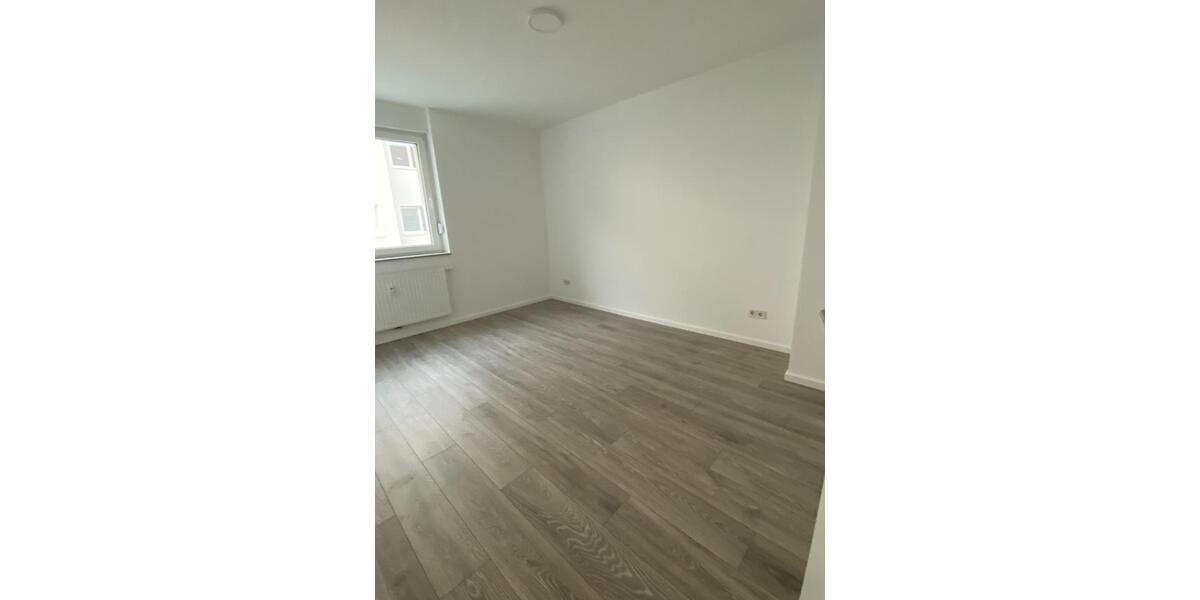 Etagenwohnung Saarbrücken Dudweiler - 3 Zimmer, 81 m&sup2;, 990&euro; | Angebot:23408607