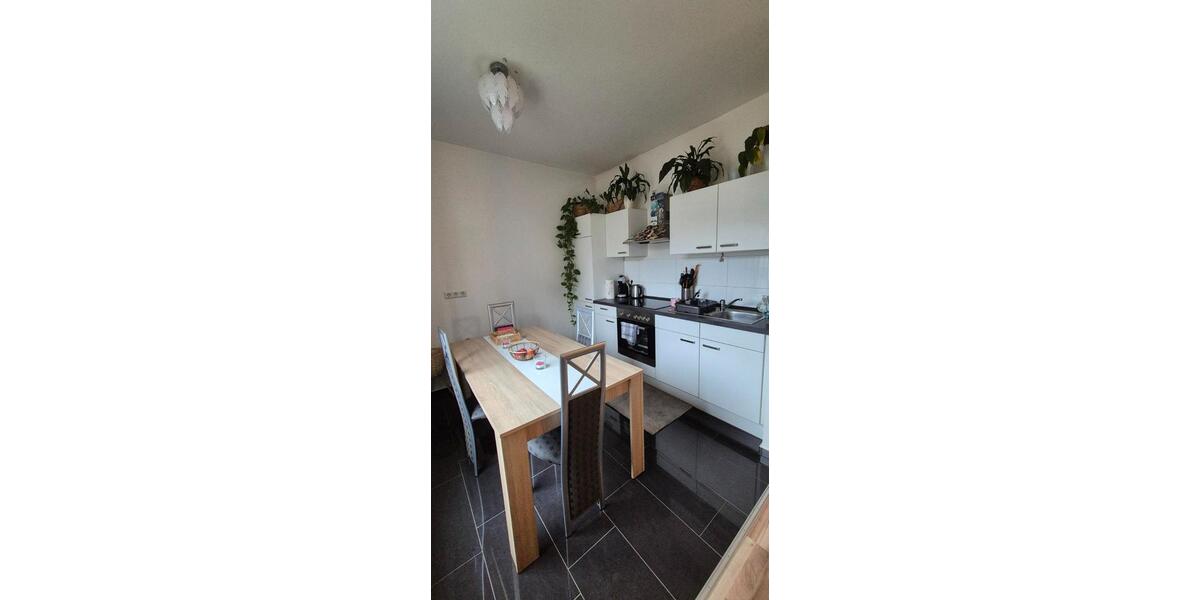 Etagenwohnung Saarbrücken - 1 Zimmer, 35 m&sup2;, 550&euro; | Angebot:25920501