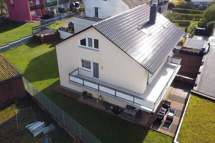 Haus Pirmasens Innenstadt - 7 Zimmer, 235 m&sup2;, 399.000&euro; | Angebot:25799105