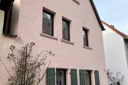 Haus Landstuhl - 6 Zimmer, 135 m&sup2;, 164.000&euro; | Angebot:26188212