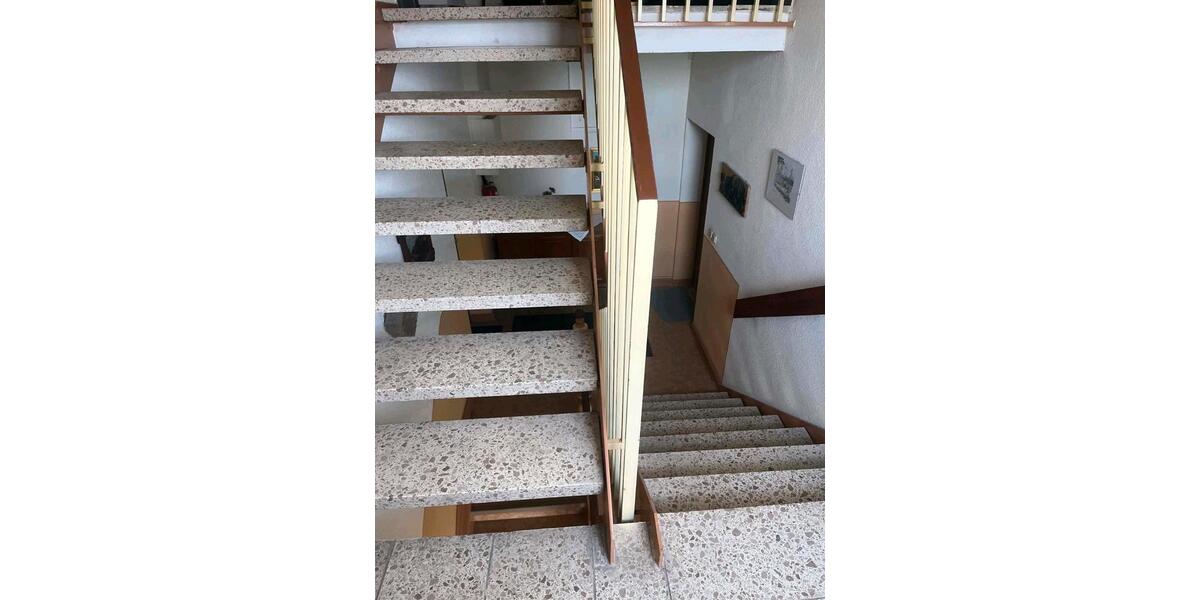 Dachgeschoßwohnung Neunkirchen - 2 Zimmer, 56 m&sup2;, 85.000&euro; | Angebot:27296243