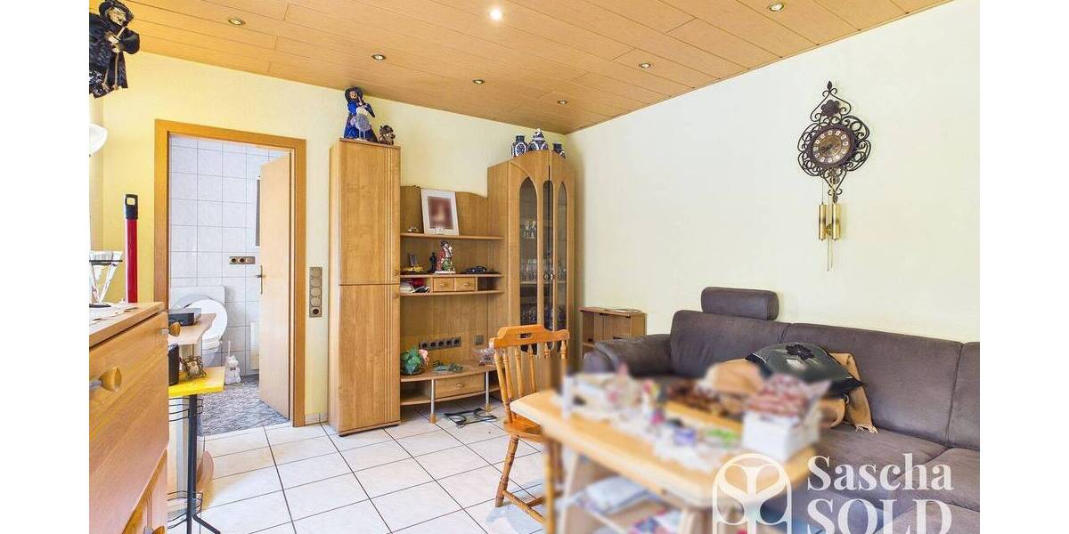 Kleines Handwerkerhaus in Elversberg mit Garten, Terrasse, Stellplatz & beheiztem Partyraum - Reihenendhaus Spiesen-Elversberg Elversberg | Angebot:26055798