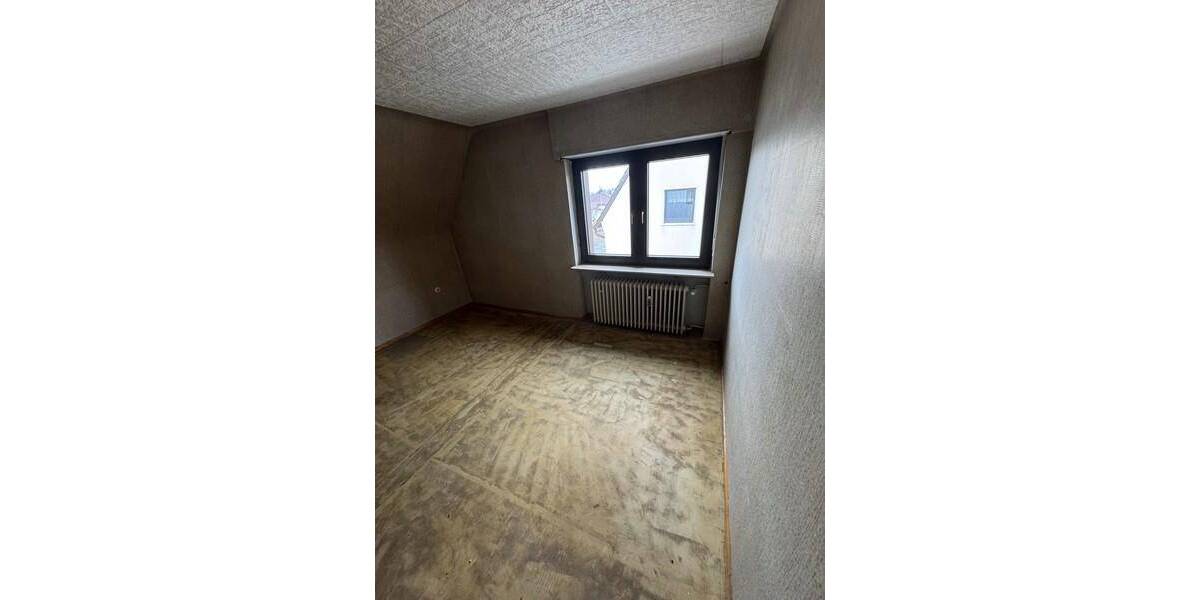 Mehrfamilienhaus, Wohnhaus Pirmasens Gersbach - 8 Zimmer, 190 m&sup2;, 199.000&euro; | Angebot:26246221