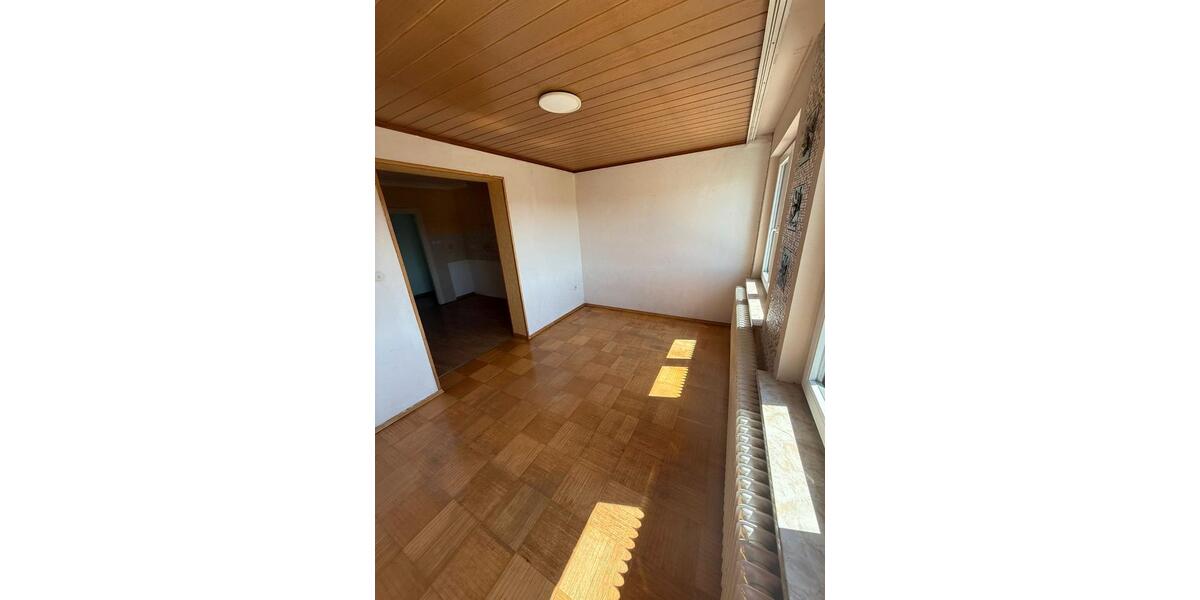 Reihenhaus Zweibrücken - 9 Zimmer, 193 m&sup2;, 325.000&euro; | Angebot:26929455