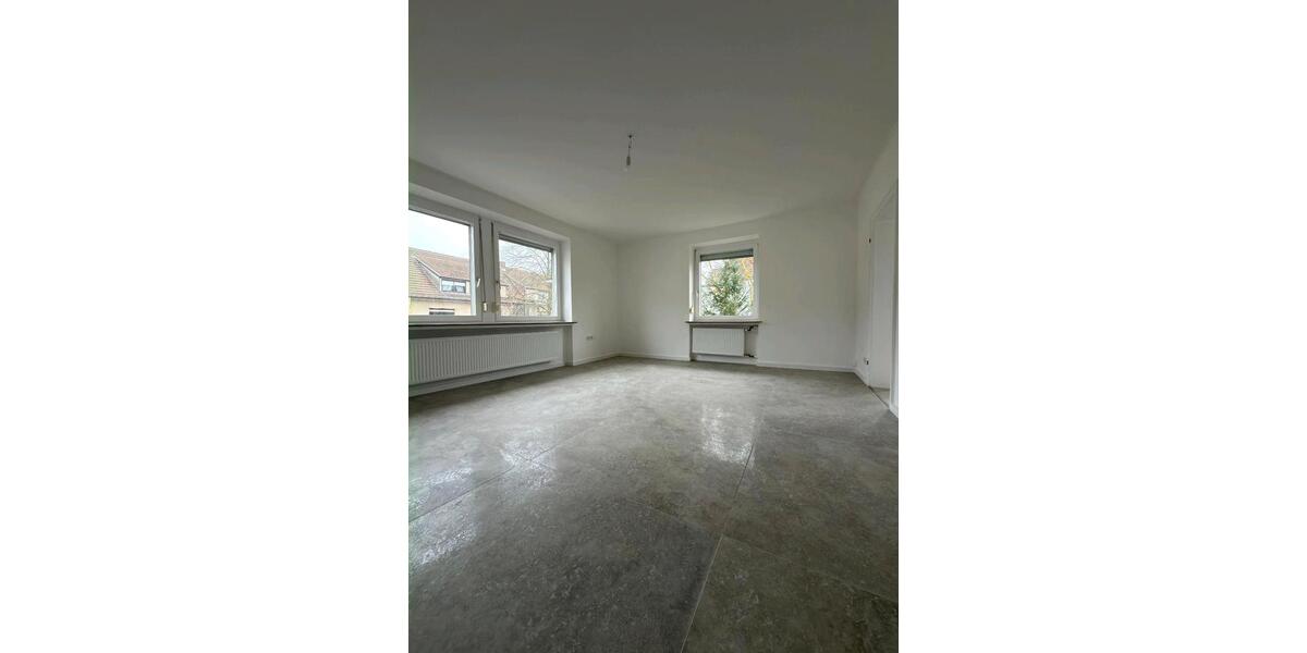 Etagenwohnung Neunkirchen - 4 Zimmer, 137 m&sup2;, 1.150&euro; | Angebot:25445281