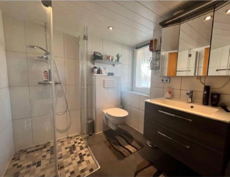 Einfamilienhaus Ottweiler - 3 Zimmer, 175 m&sup2;, 1.090&euro; | Angebot:25614208