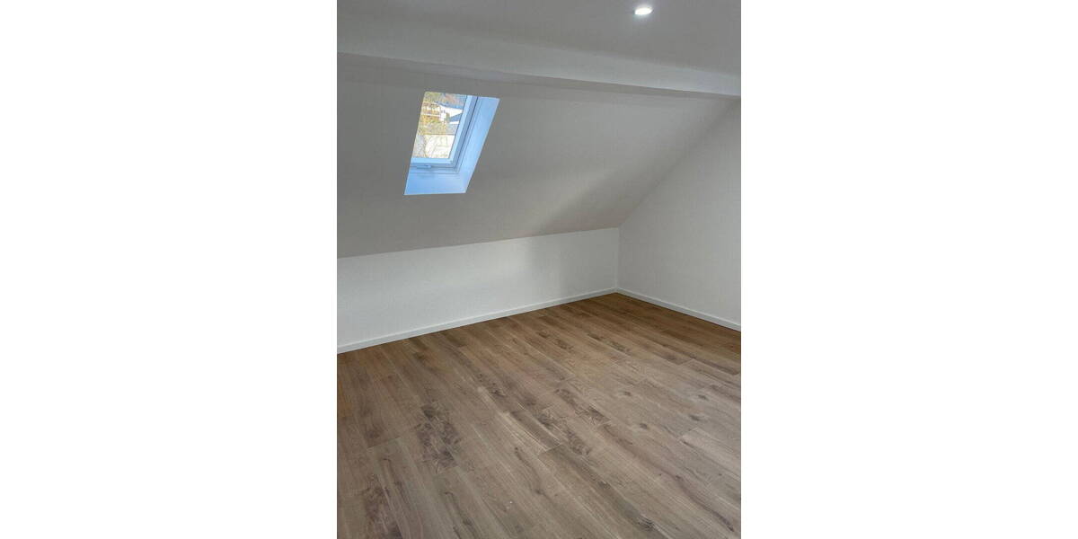 Einfamilienhaus Dirmingen Dirmingen - 6 Zimmer, 160 m&sup2;, 199.000&euro; | Angebot:26027502