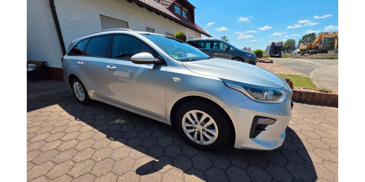 Kia ceed Sportswagon 33.000 km 13.990 &euro; Vinningen 66957