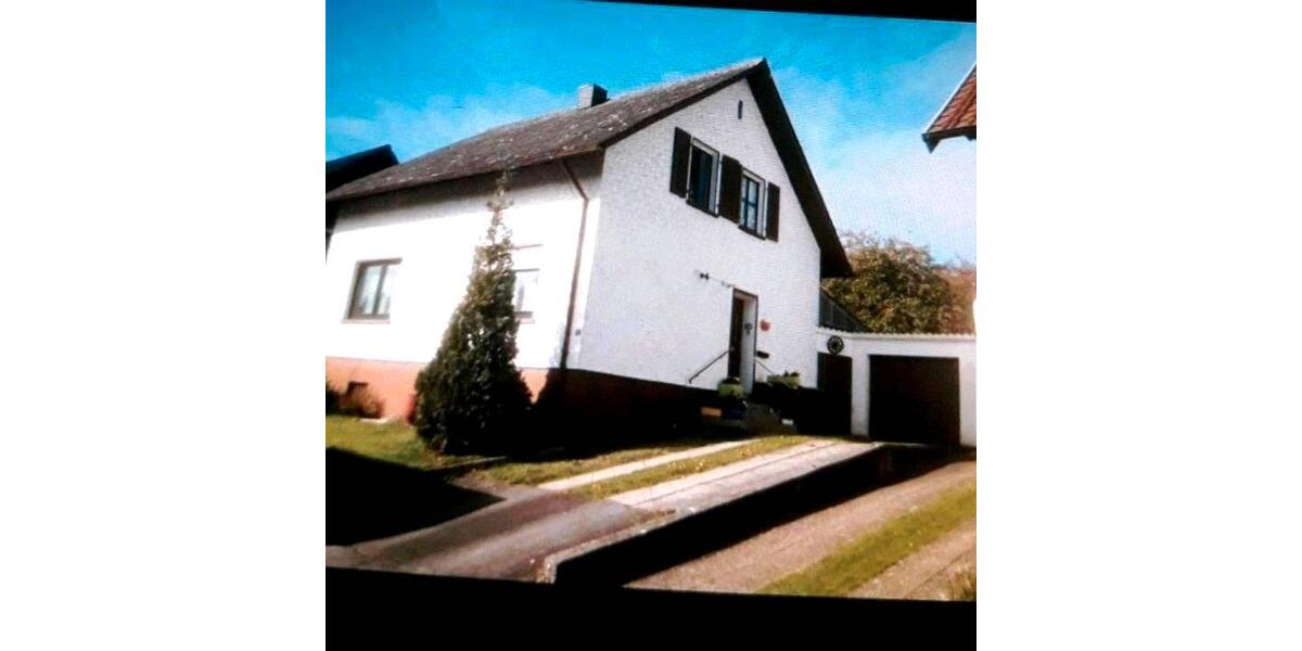 Einfamilienhaus Homburg - 4 Zimmer, 120 m&sup2;, 295.000&euro; | Angebot:26134996