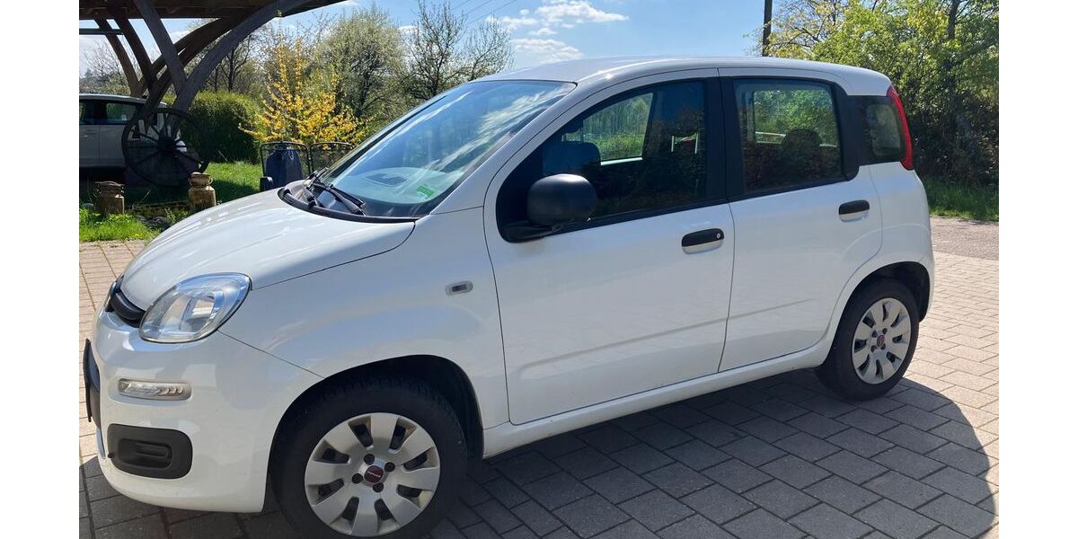 Fiat New Panda 73.660 km 5.200 &euro; Reichweiler 66871