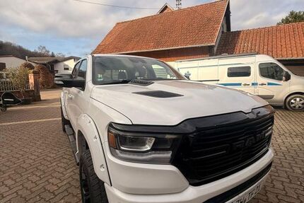 Dodge RAM 130.000 km 39.300 &euro; Walshausen 66484