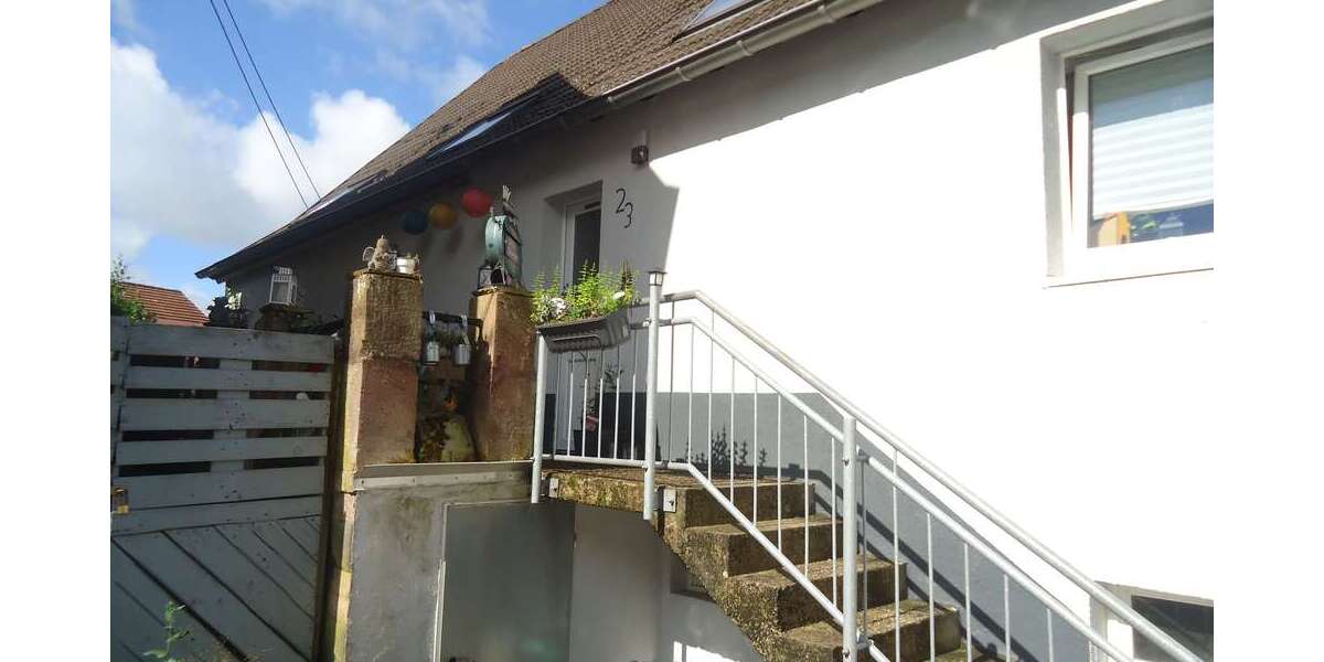 Etagenwohnung Ottweiler - 2 Zimmer, 110 m&sup2;, 550&euro; | Angebot:24578463