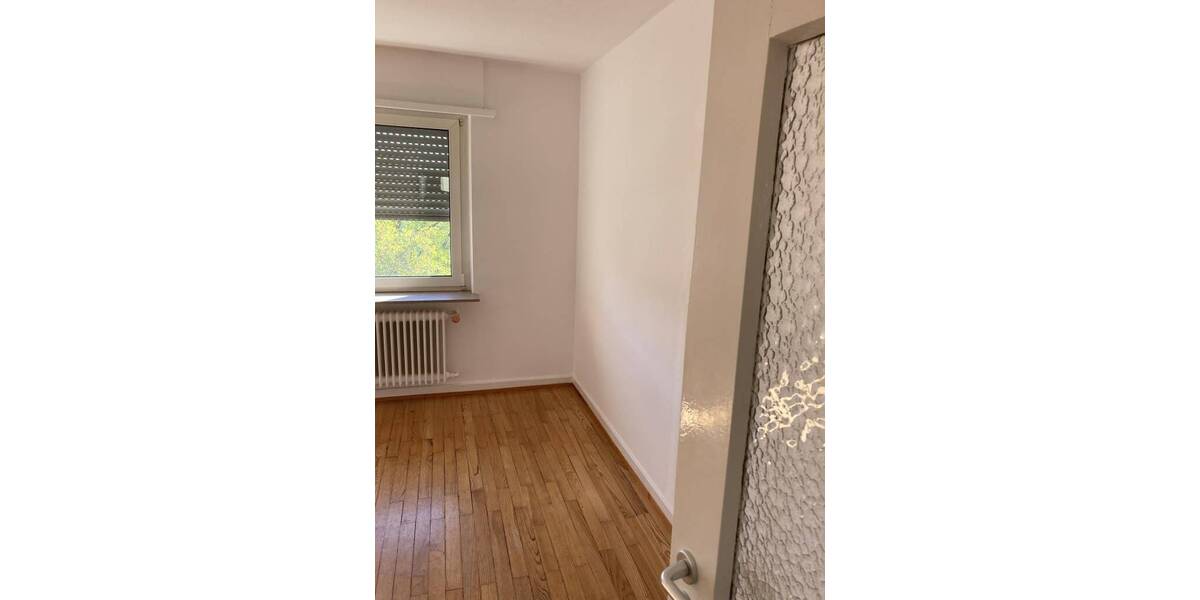 Etagenwohnung Saarbrücken St Johann - 3 Zimmer, 66 m&sup2;, 529&euro; | Angebot:26891655
