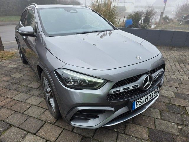 Mercedes-Benz GLA 180 26.000 km 34.900 &euro; CLAUSEN 66978