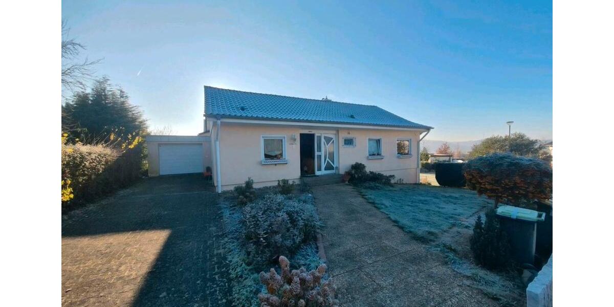 Bungalow Homburg - 7 Zimmer, 194 m&sup2;, 360.000&euro; | Angebot:26843720