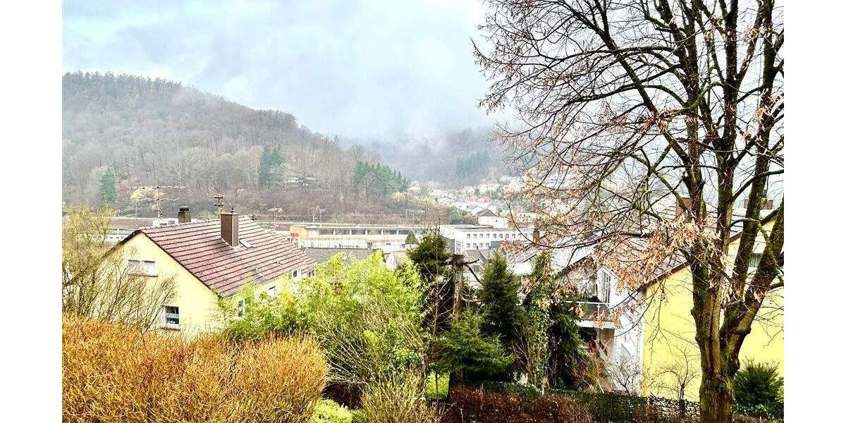 Etagenwohnung Saarbrücken Scheidt - 2 Zimmer, 77 m&sup2;, 149.000&euro; | Angebot:25701158