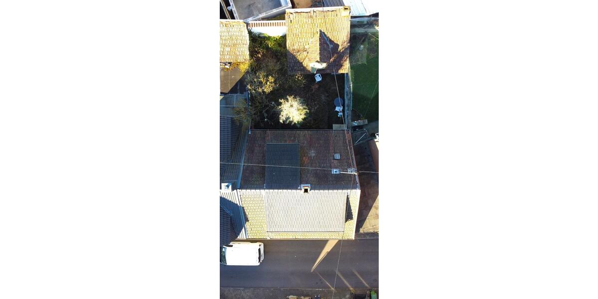 Reihenhaus Saarbrücken Dudweiler - 5 Zimmer, 110 m&sup2;, 100.000&euro; | Angebot:25232701