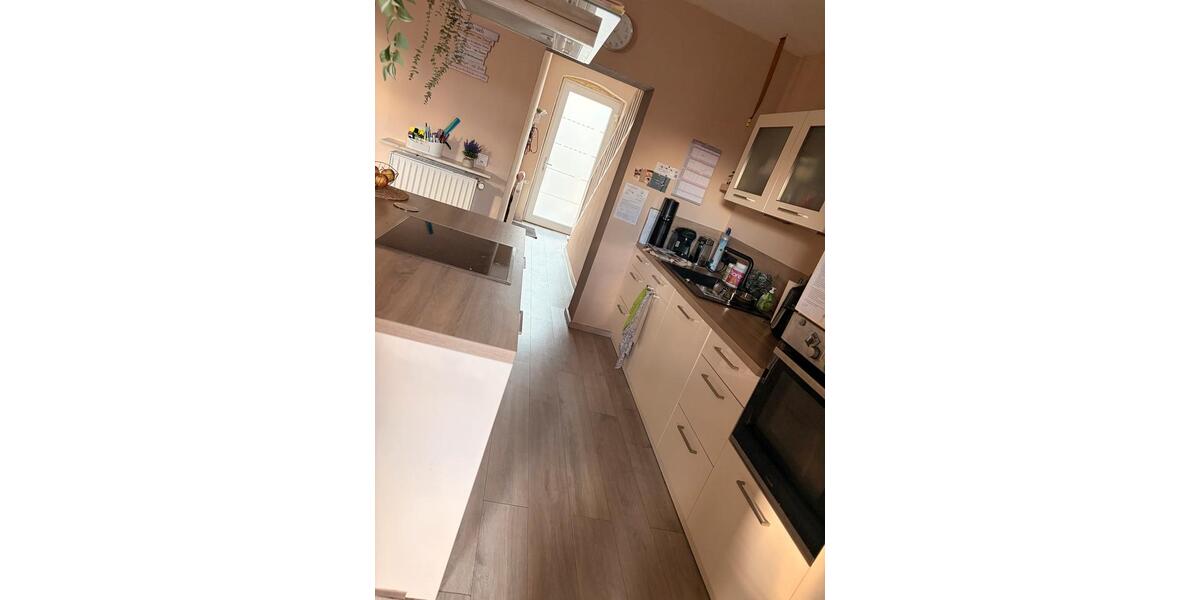 Einfamilienhaus Schiffweiler - 6 Zimmer, 110 m&sup2;, 220.000&euro; | Angebot:25230922