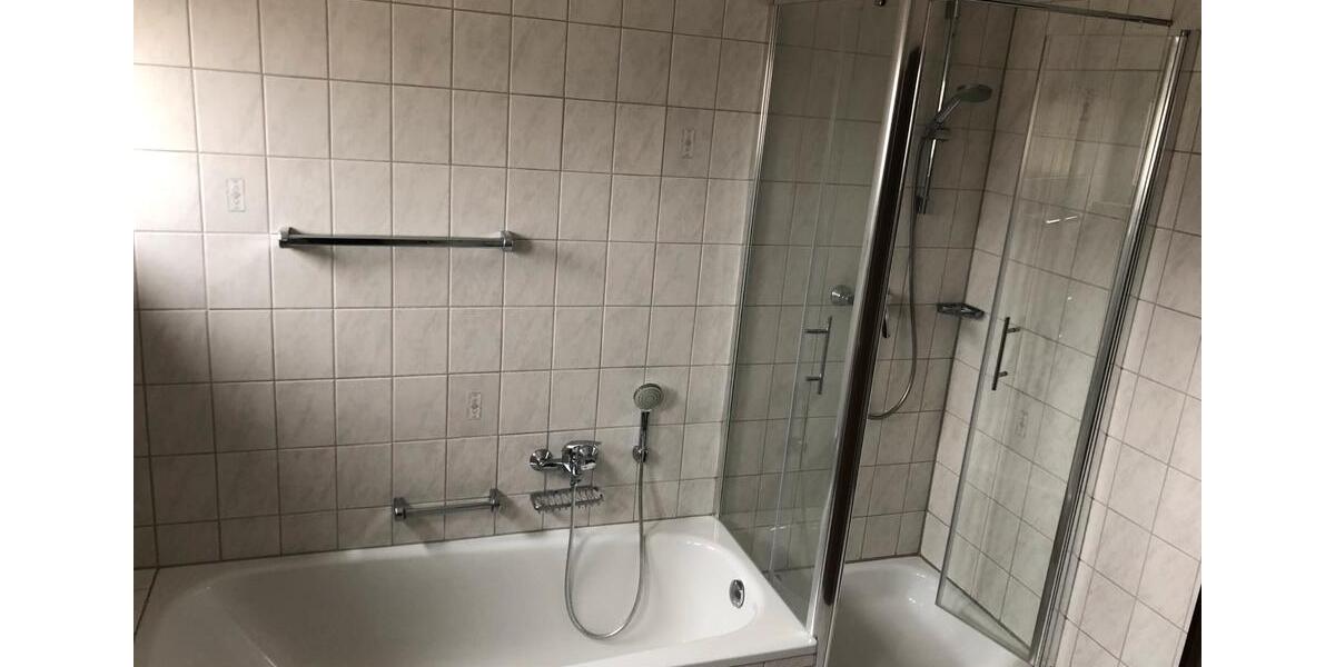 Etagenwohnung Queidersbach - 3.5 Zimmer, 106 m&sup2;, 895&euro; | Angebot:25422550