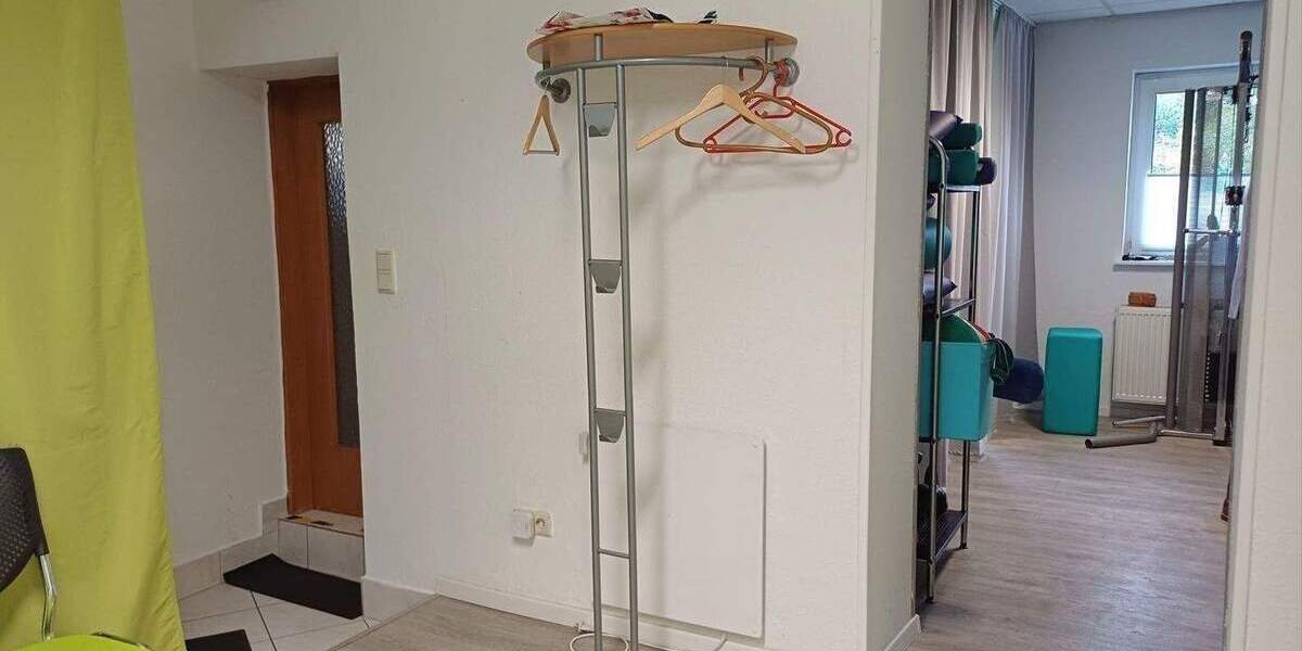 Mehrfamilienhaus, Wohnhaus Sankt Ingbert Rohrbach - 9 Zimmer, 280 m&sup2;, 269.000&euro; | Angebot:26156525