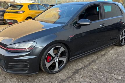 VW Golf 156.000 km 12.900 &euro; Saarbrücken 66115