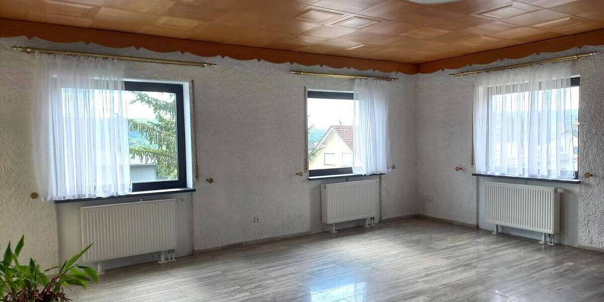 Etagenwohnung Kleinblittersdorf - 3 Zimmer, 115 m&sup2;, 900&euro; | Angebot:26787011