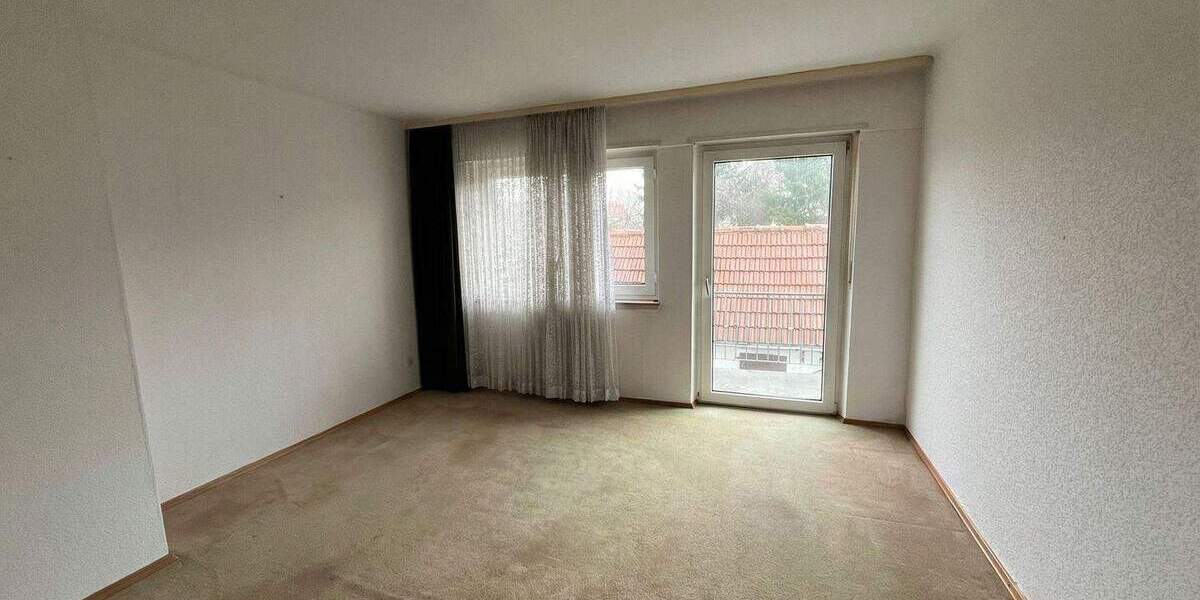 Einfamilienhaus Vinningen - 8 Zimmer, 155 m&sup2;, 195.000&euro; | Angebot:25691426